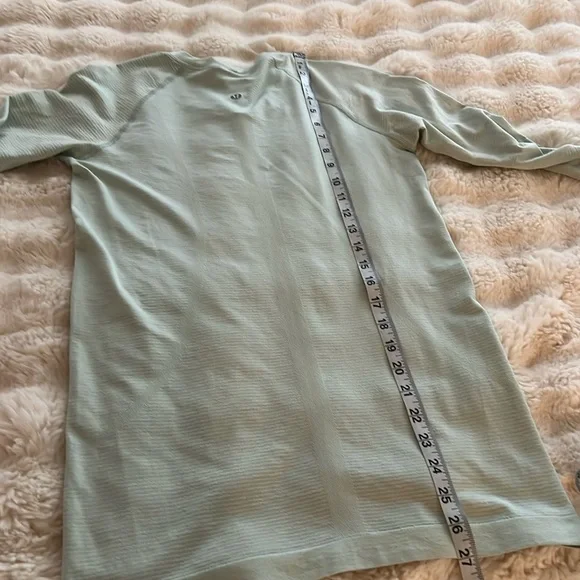 Lululemon Swiftly Tech Long Sleeve Shirt 
Distorted Static Delicate Mint sz 6 - Picture 9 of 16